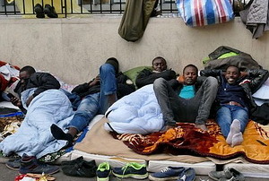 immigrants-on-paris-streets2